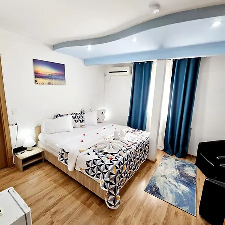 Rose 4* Timisoara