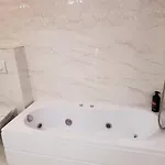 Гостевой дом Pensiunea Red Rose 4*